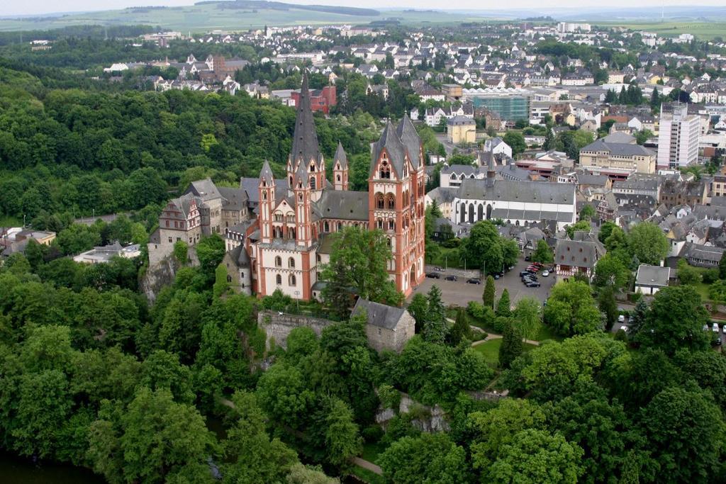 Hotel Gaestehaus Priester Limburg an der Lahn Dış mekan fotoğraf